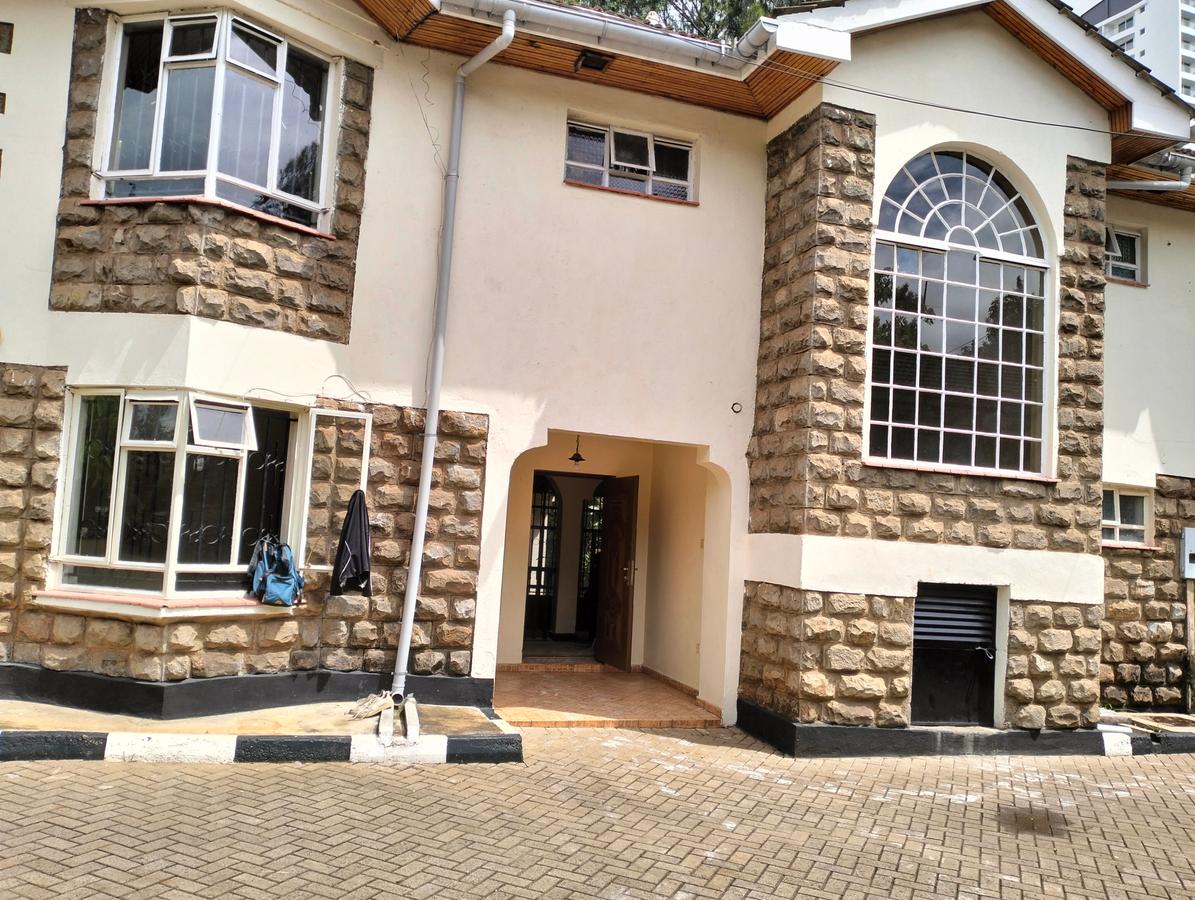 5 Bed Townhouse with Staff Quarters in Lavington - 1