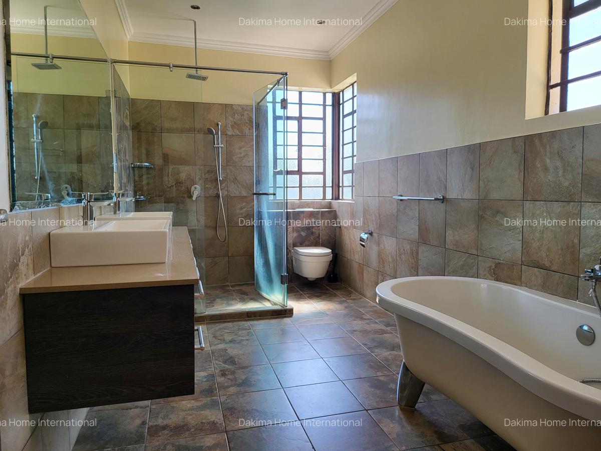 5 Bed Townhouse with En Suite in Lower Kabete - 13