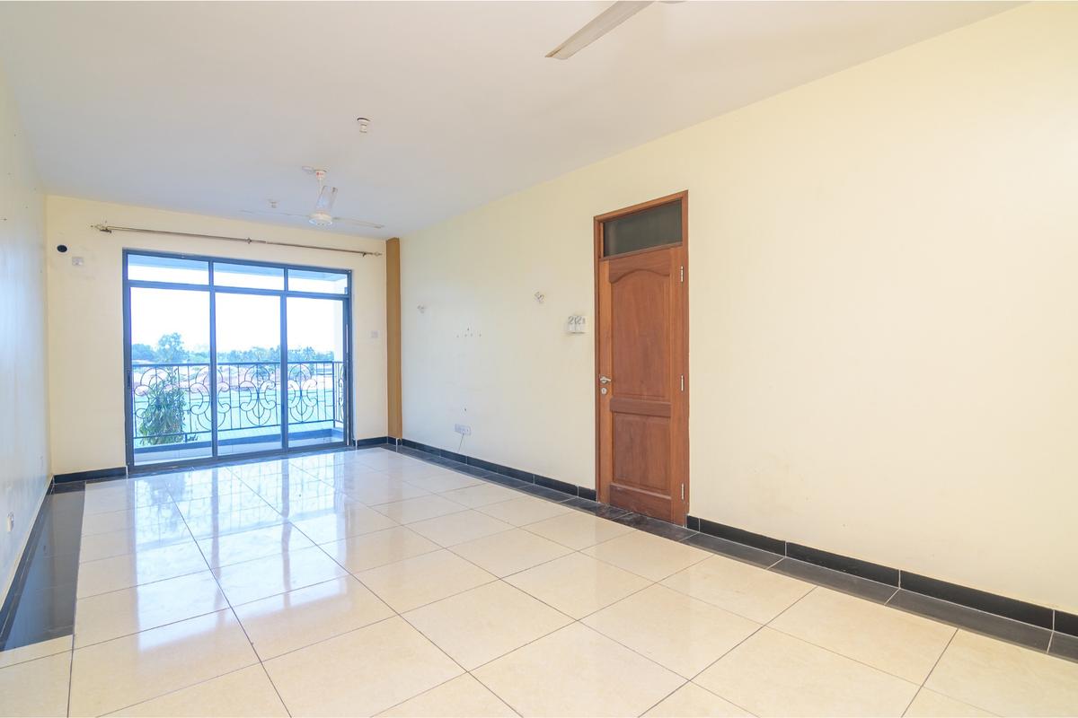 3 Bed Apartment with En Suite in Nyali Area - 2