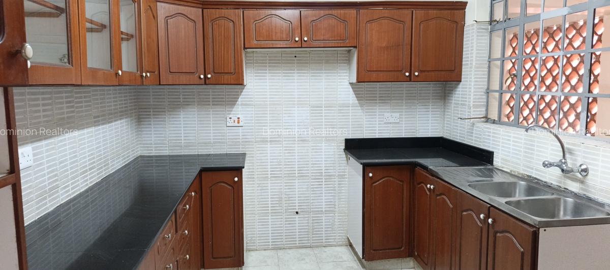 3 Bed Apartment with En Suite at Suguta Road - 8