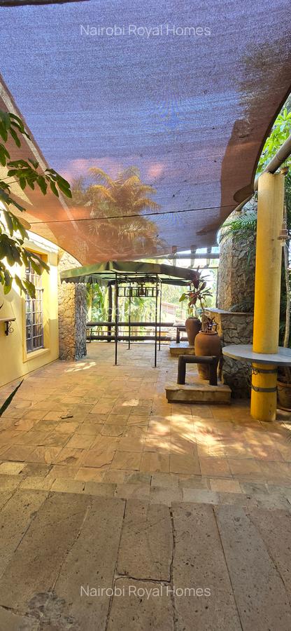 5 Bed House with En Suite at Runda Road - 12