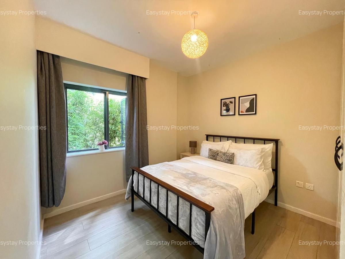 Serviced 2 Bed Apartment with En Suite in Riverside - 13