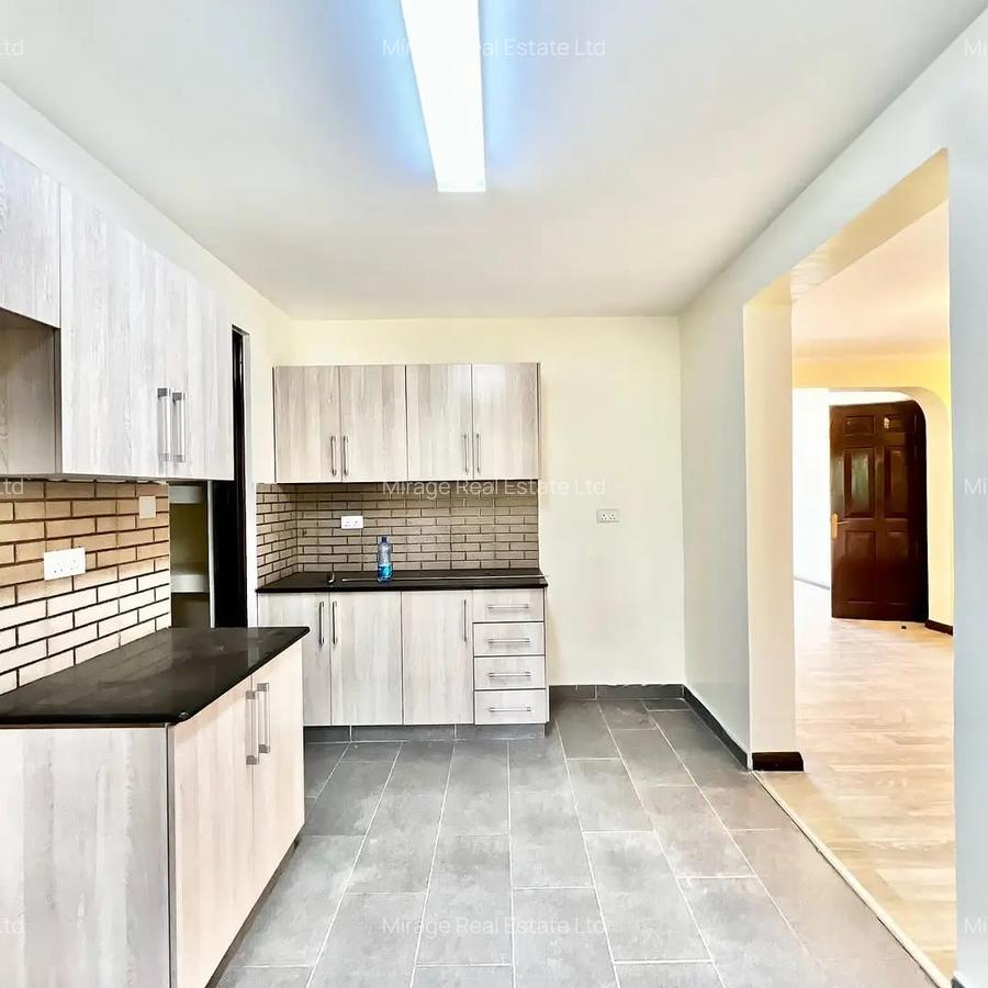 3 Bed Apartment with En Suite in Lavington - 3