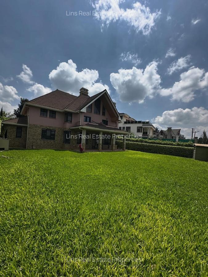 5 Bed Townhouse with En Suite in Runda - 1