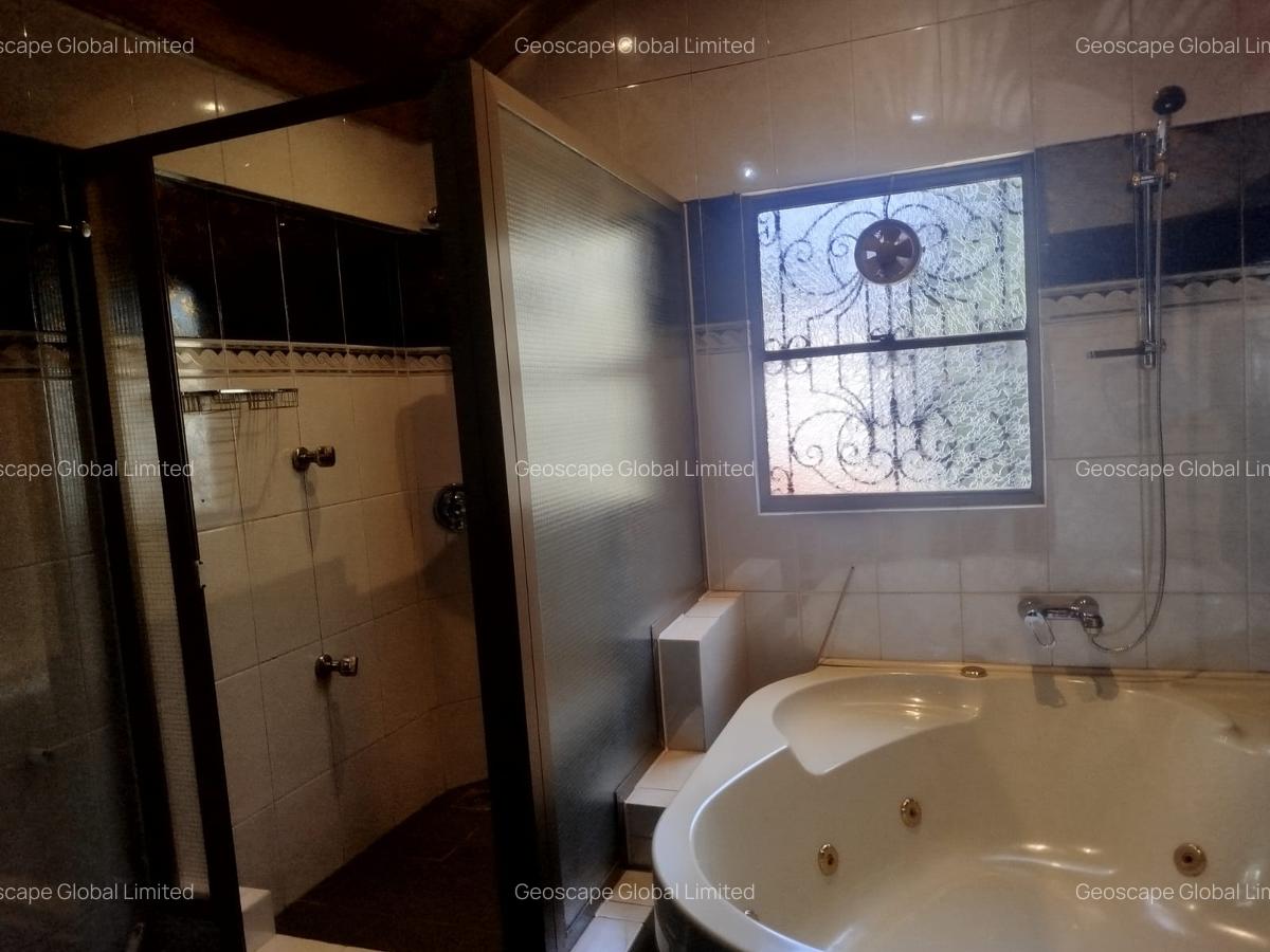 6 Bed House with En Suite in Gigiri - 7