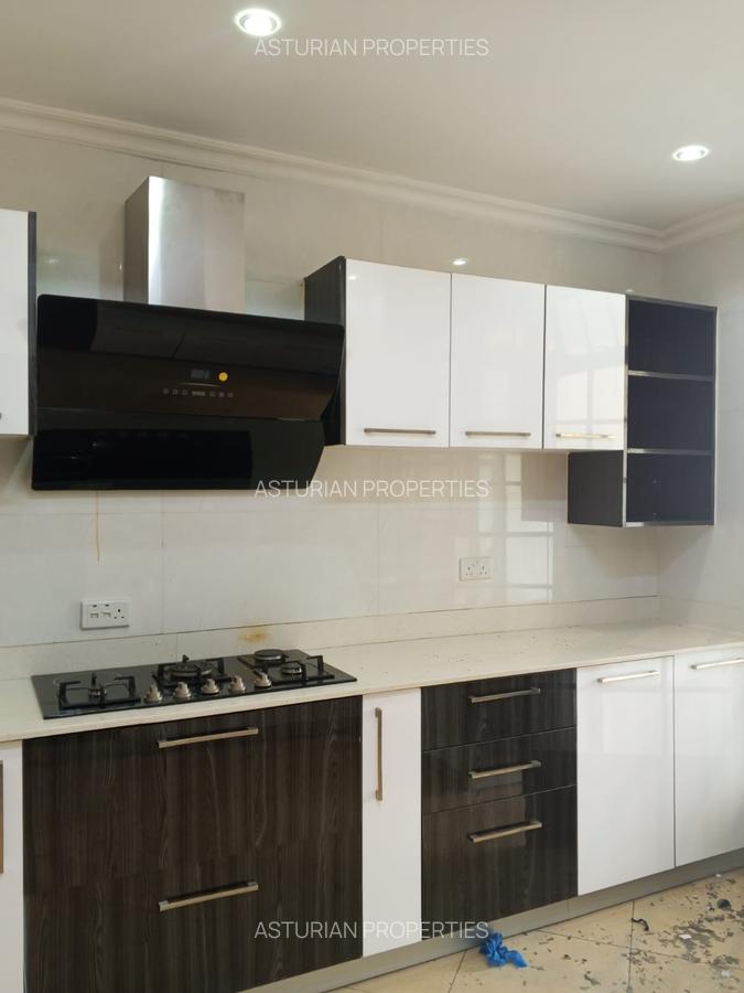 3 Bed Apartment with En Suite in Kileleshwa - 3