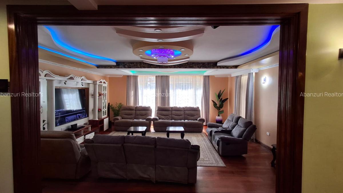 7 Bed Villa with En Suite at Kerarapon Drive - 11