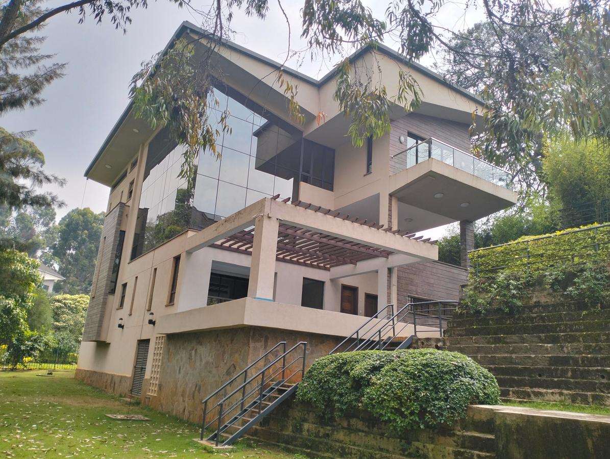 5 Bed Townhouse with En Suite in Westlands Area - 7