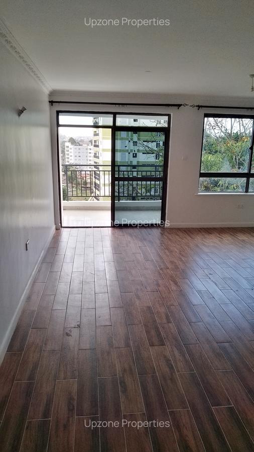 3 Bed Apartment with En Suite in Lavington - 16