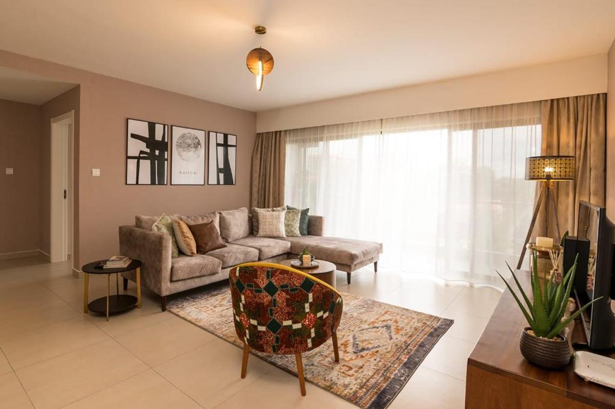 Serviced 2 Bed Apartment with En Suite in Lavington - 14