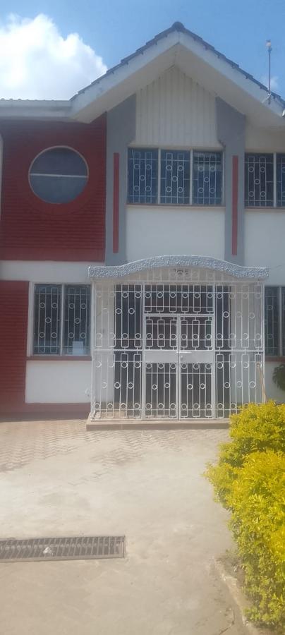 4 Bed Townhouse with En Suite at Oledume Road