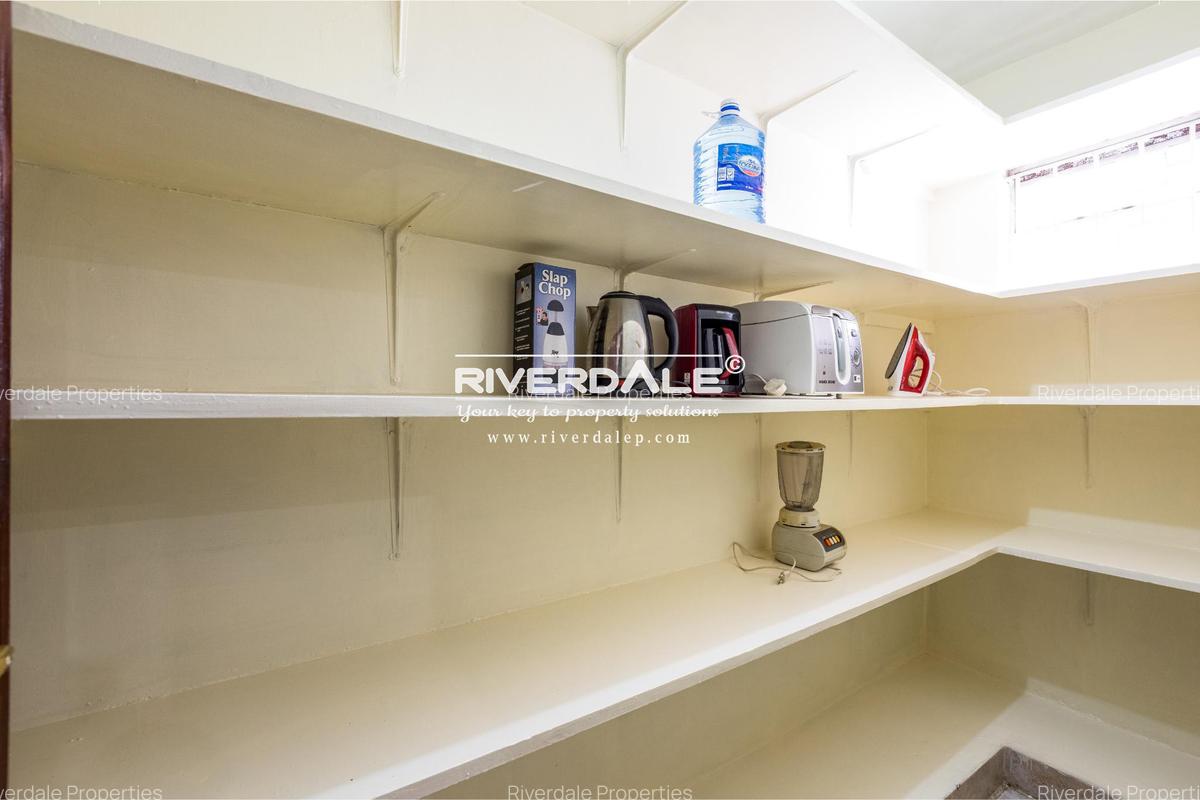 Furnished 3 Bed Apartment with En Suite in Parklands - 5