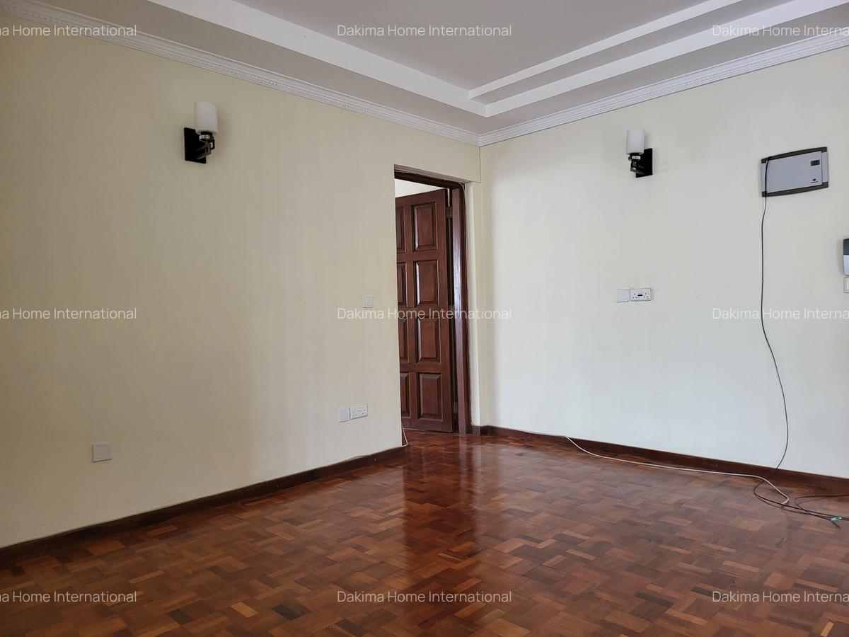 4 Bed Townhouse with En Suite in Kitisuru - 8