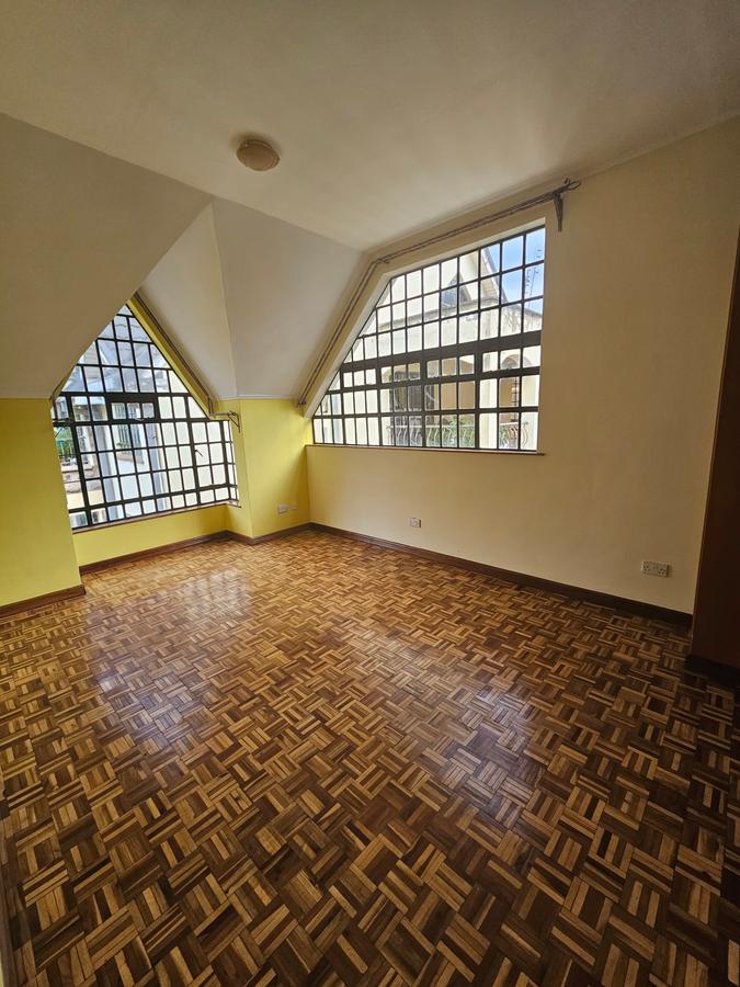 3 Bed Apartment with En Suite at Kileleshwa - 9