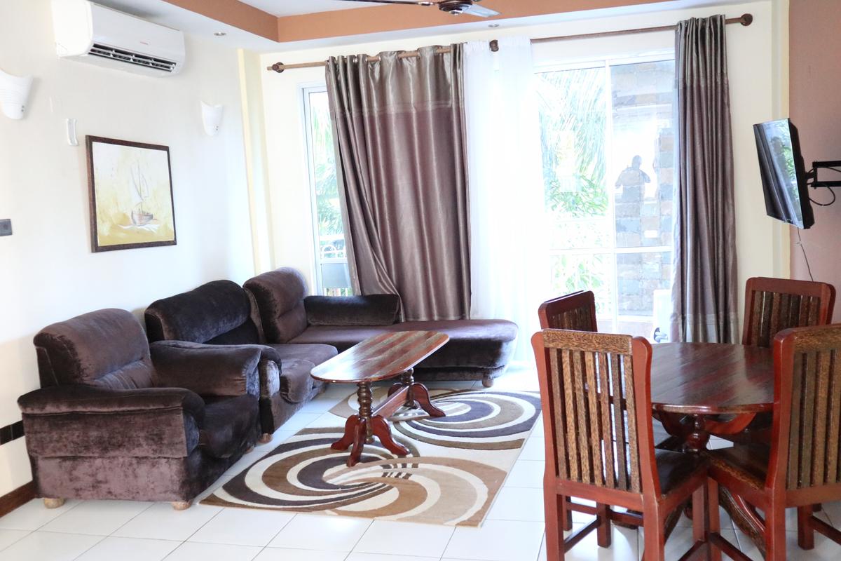 Serviced 2 Bed Apartment with En Suite in Nyali Area - 19