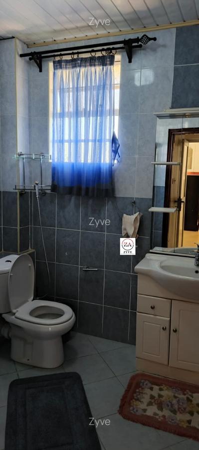 Serviced 2 Bed Apartment with En Suite at Runda - 19