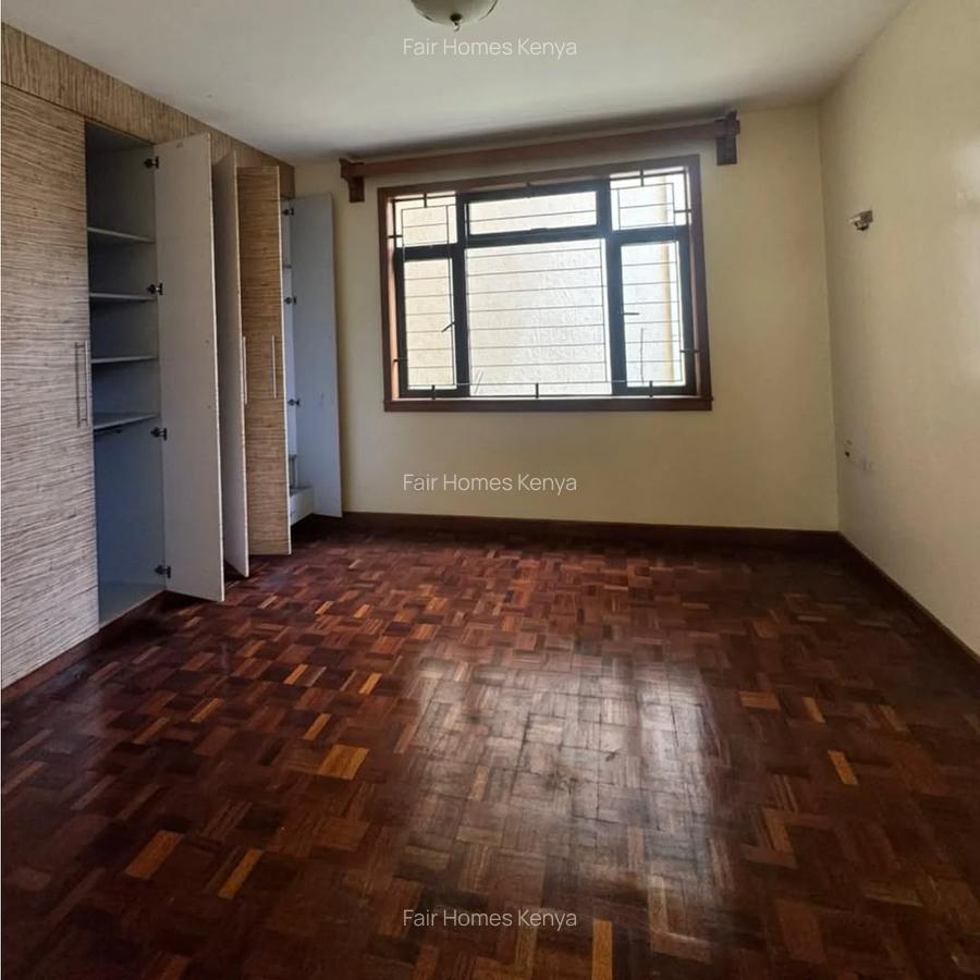 5 Bed Townhouse with En Suite at Gitanga Road - 14