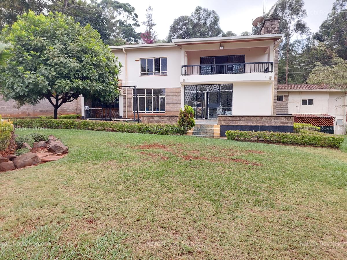 5 Bed House with En Suite at Whispers Avenue - 2