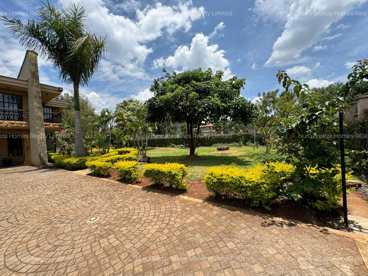 5 Bed House with En Suite in Nyari - 14