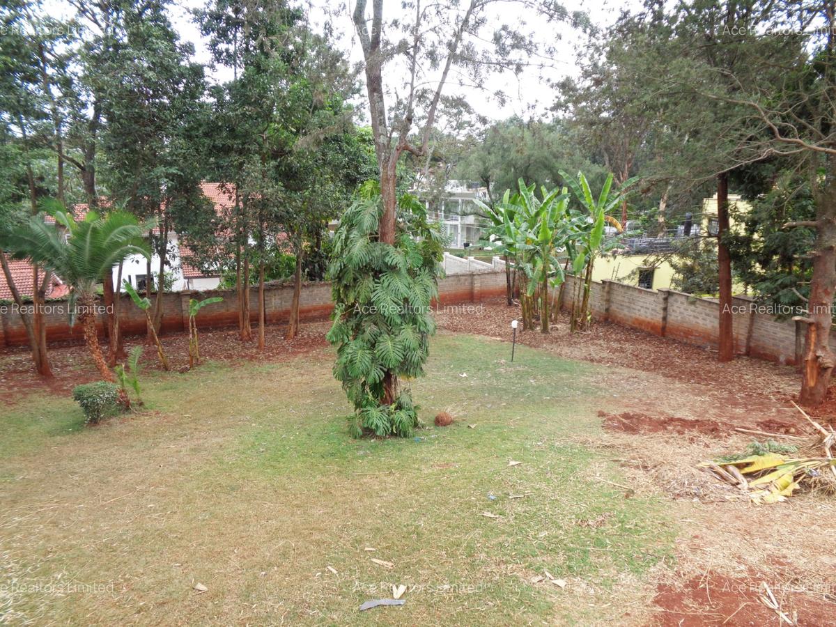 4 Bed House with En Suite at Runda - 4