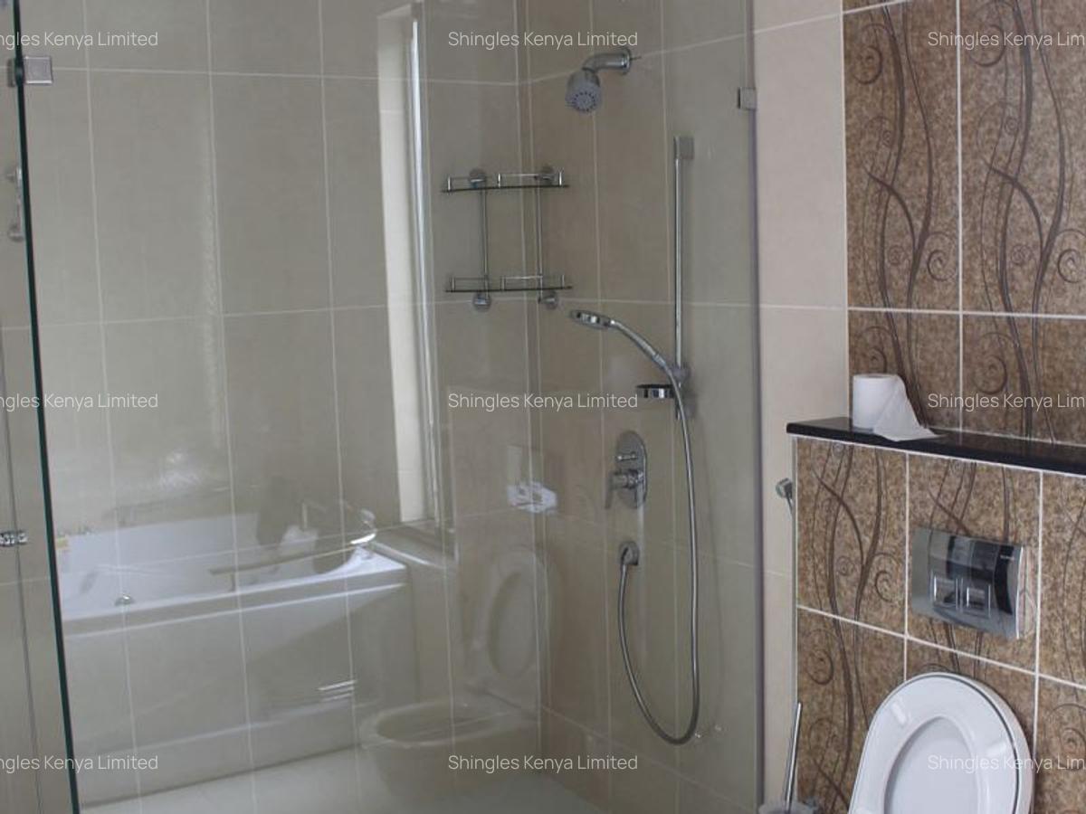 Furnished 3 Bed Apartment with En Suite at Riverside Drive - 14