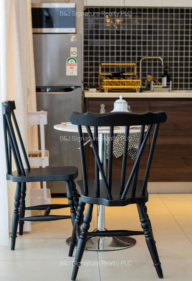 Serviced 1 Bed Apartment with En Suite in Lavington - 9