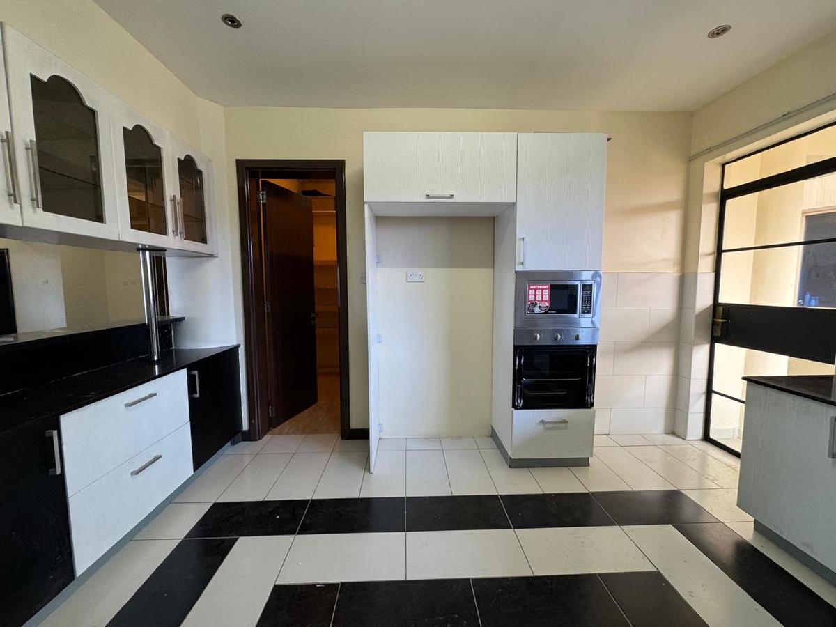 4 Bed Apartment with En Suite in Kileleshwa - 7