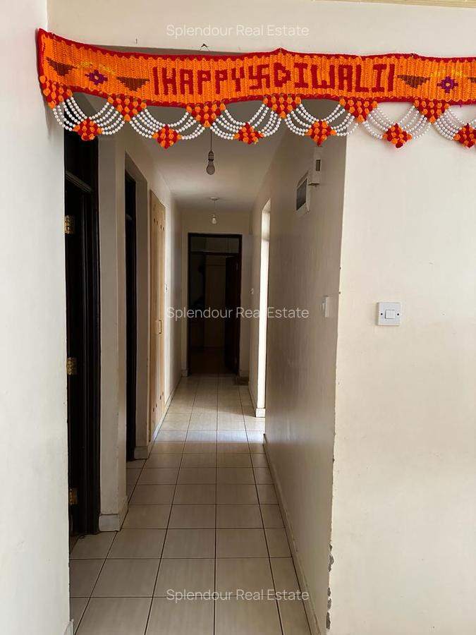 3 Bed Apartment with Borehole in South C - 3