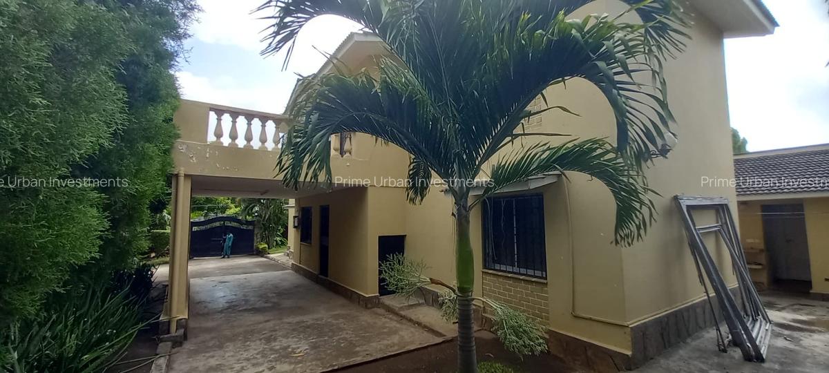 4 Bed House with En Suite in Nyali Area - 8