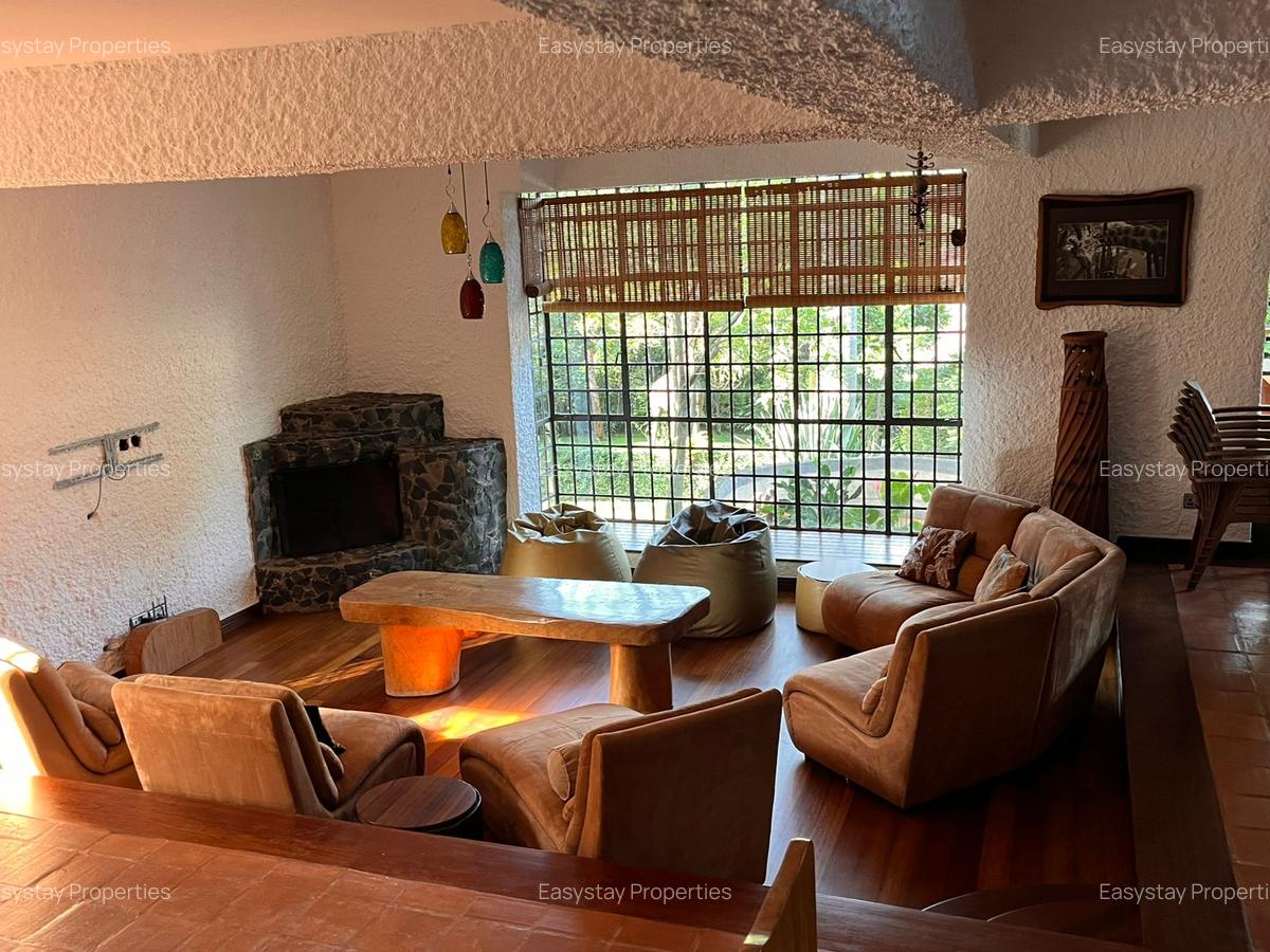 3 Bed House with En Suite in Spring Valley - 2