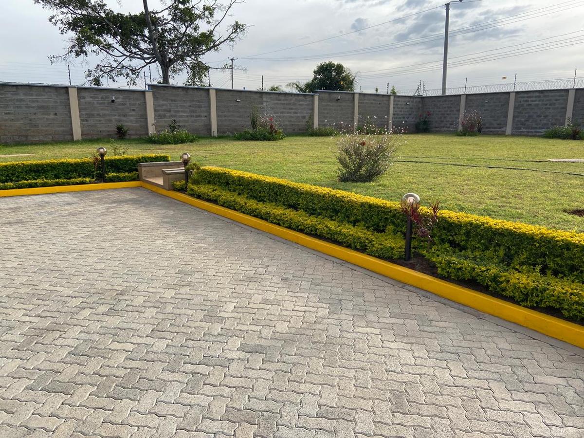 5 Bed House with En Suite at Runda - 6