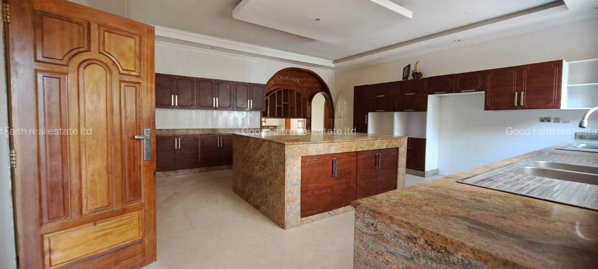 6 Bed House with En Suite in Kiambu Road - 8