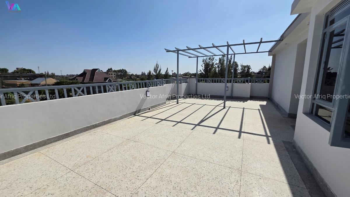 4 Bed Townhouse with En Suite in Ruiru - 3