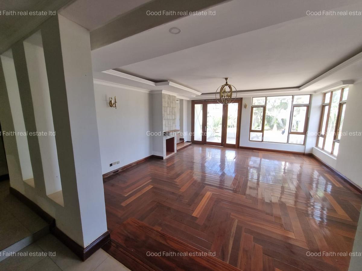 5 Bed House with En Suite in Thika Road - 5