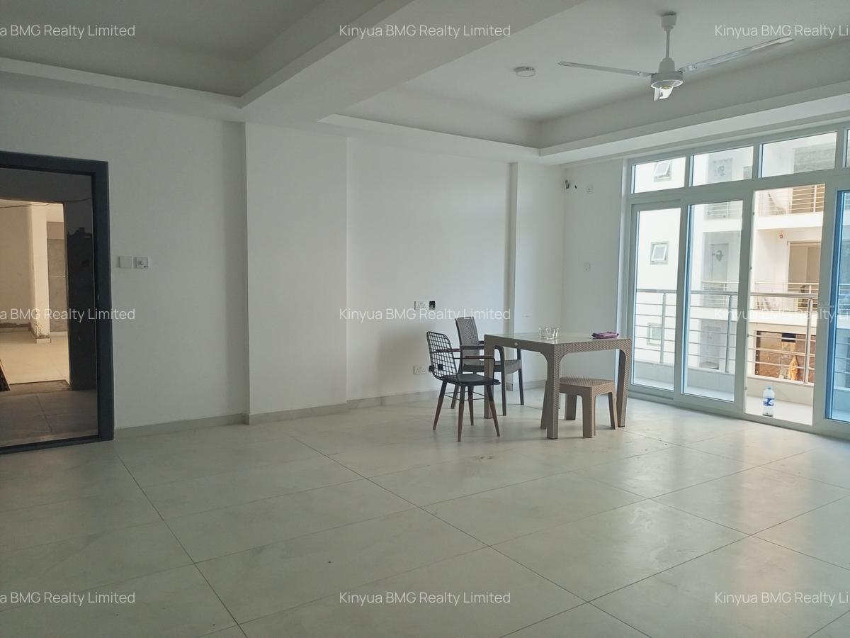 Serviced 2 Bed Apartment with En Suite at Custom - 6