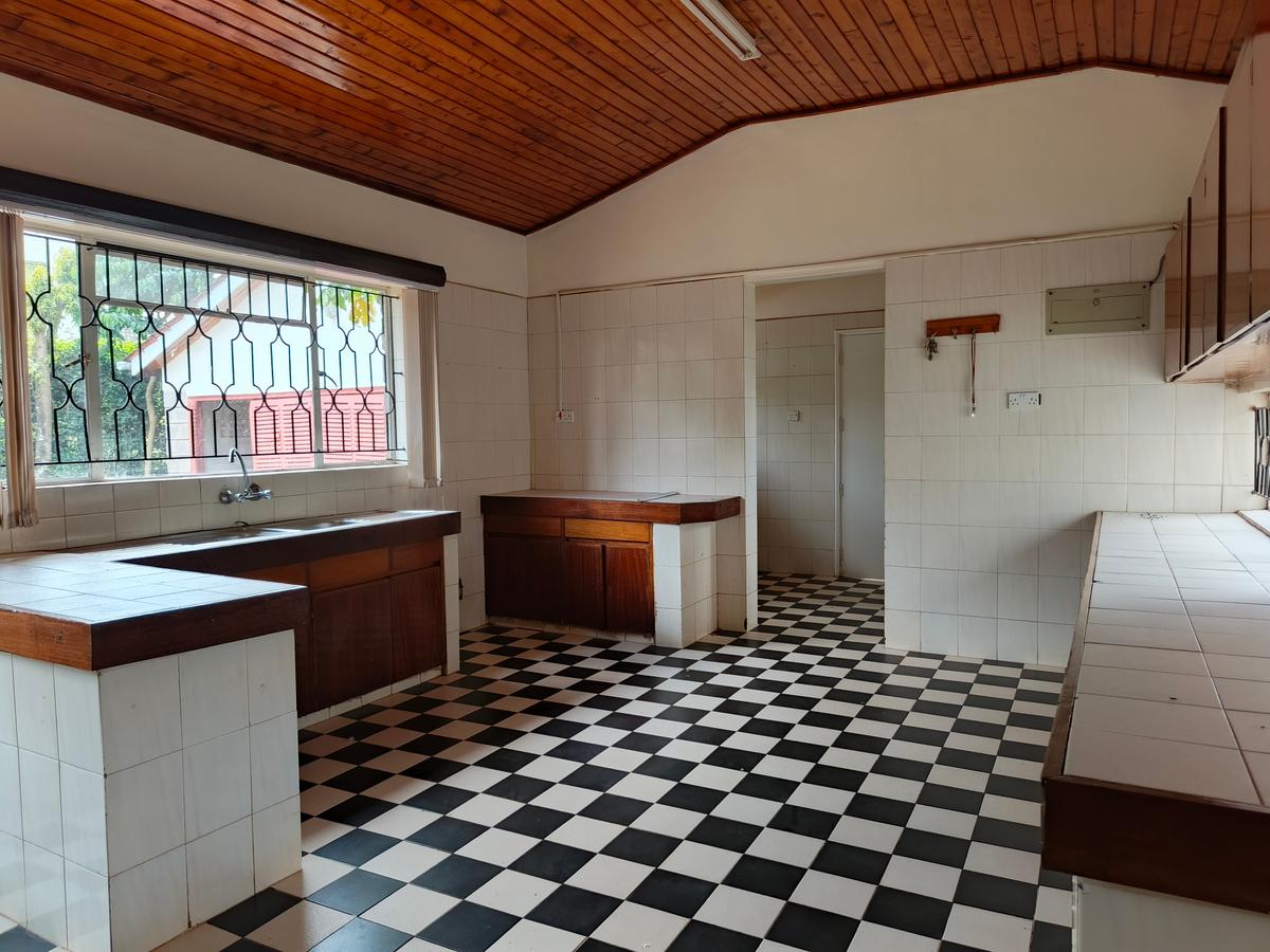 5 Bed House with En Suite in Gigiri - 6