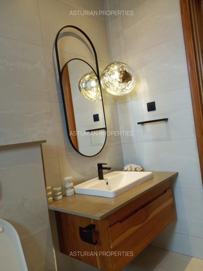 4 Bed Villa with En Suite in Westlands Area - 16