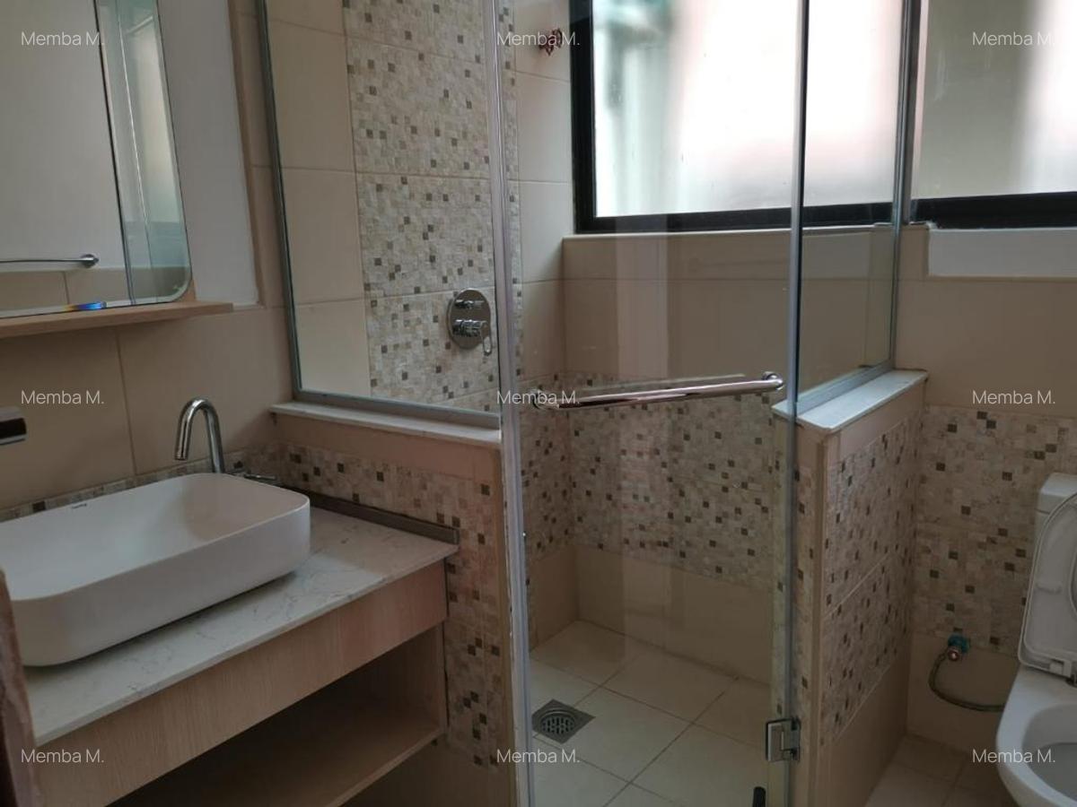 3 Bed Townhouse with En Suite in Nyari - 12