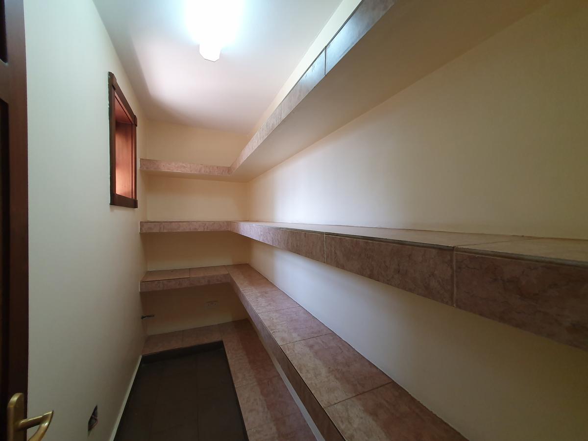 3 Bed Apartment with En Suite at Jalaram Rd - 7