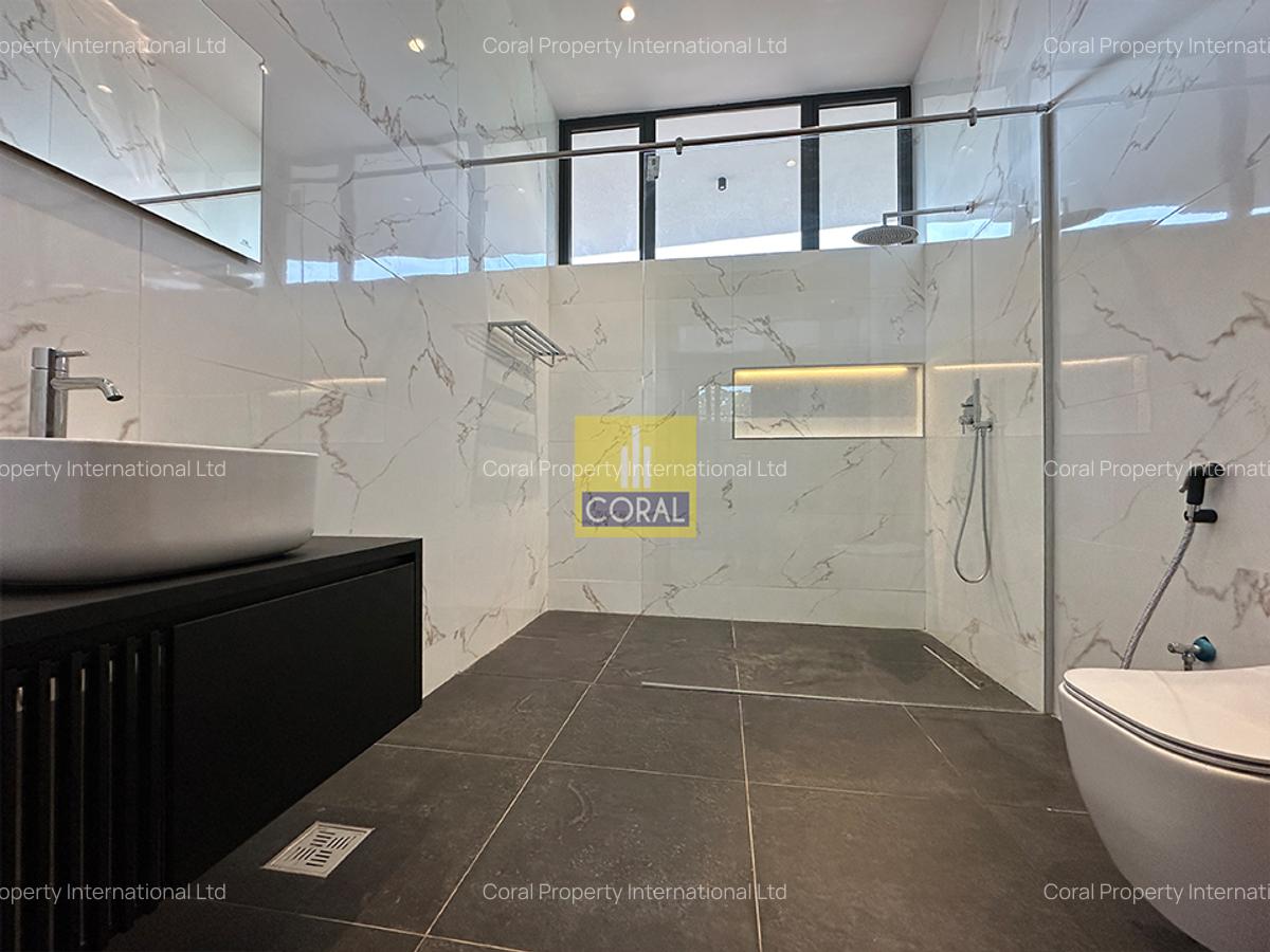 5 Bed House in Rosslyn - 16