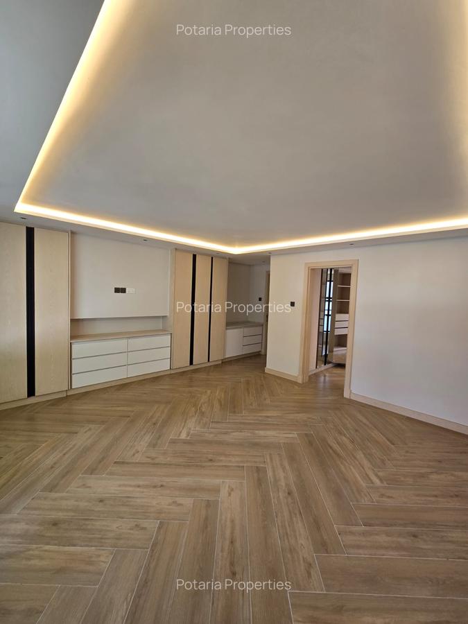 6 Bed Townhouse with En Suite in Lavington - 6