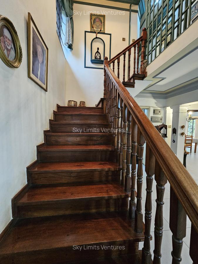 5 Bed House with Staff Quarters in Muthaiga - 14