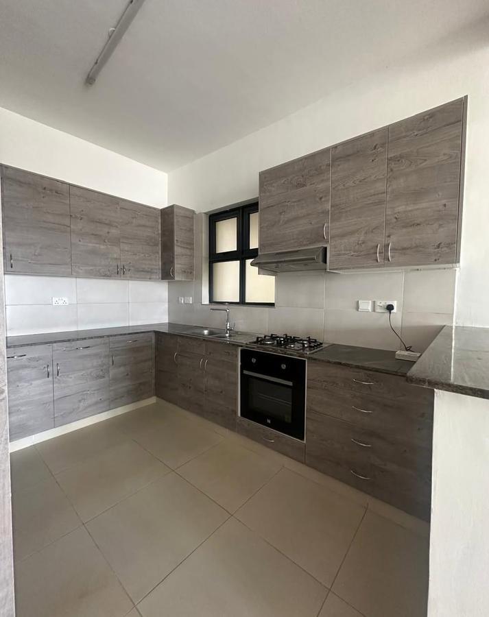 2 Bed Apartment with En Suite at Raphta Road - 3