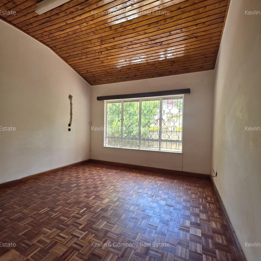 5 Bed Villa with Staff Quarters in Gigiri - 14