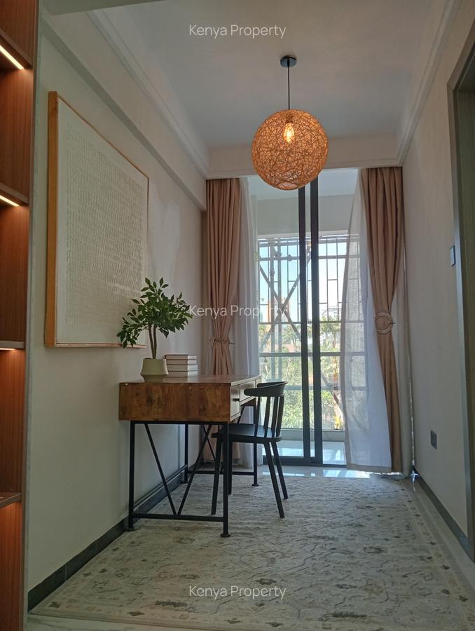 1 Bed Apartment with En Suite at Off Wood Avenue - 2