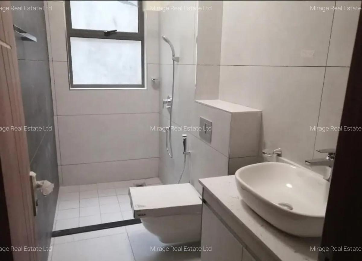 4 Bed Villa with En Suite in Westlands Area - 15