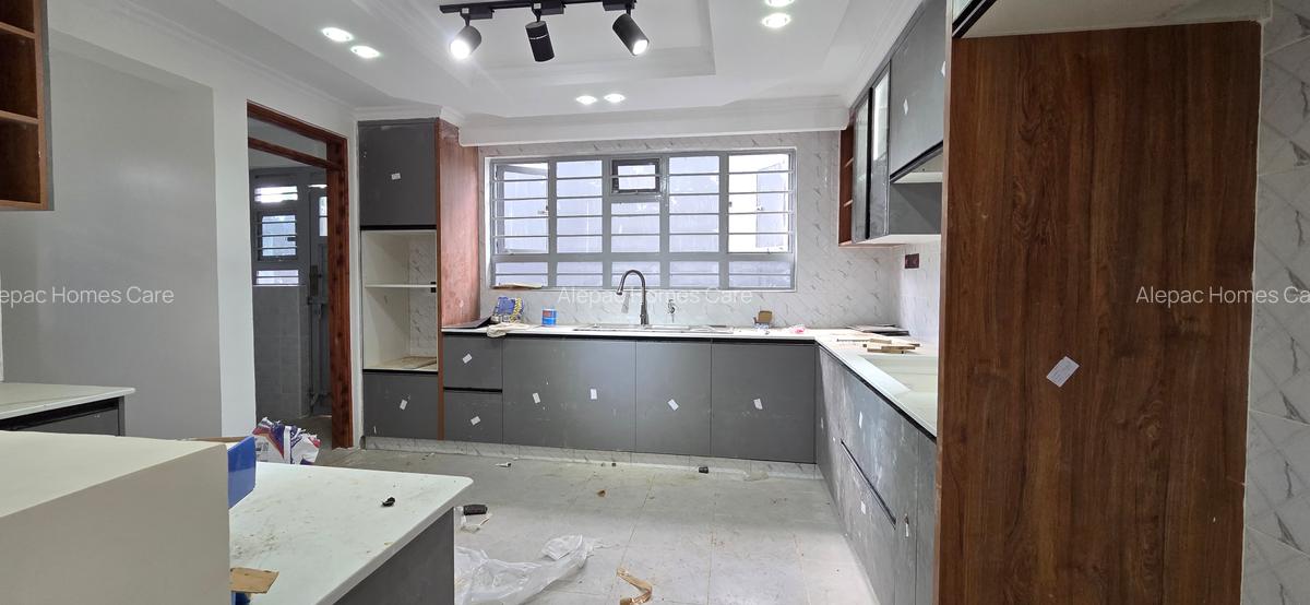 5 Bed Townhouse with En Suite at Kamakis - 6