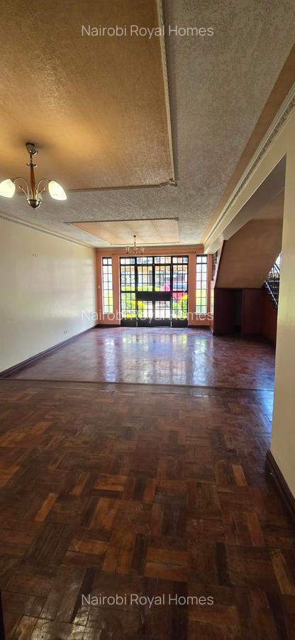 4 Bed Townhouse with En Suite at Lavington Off Gitanga Road 55 - 19