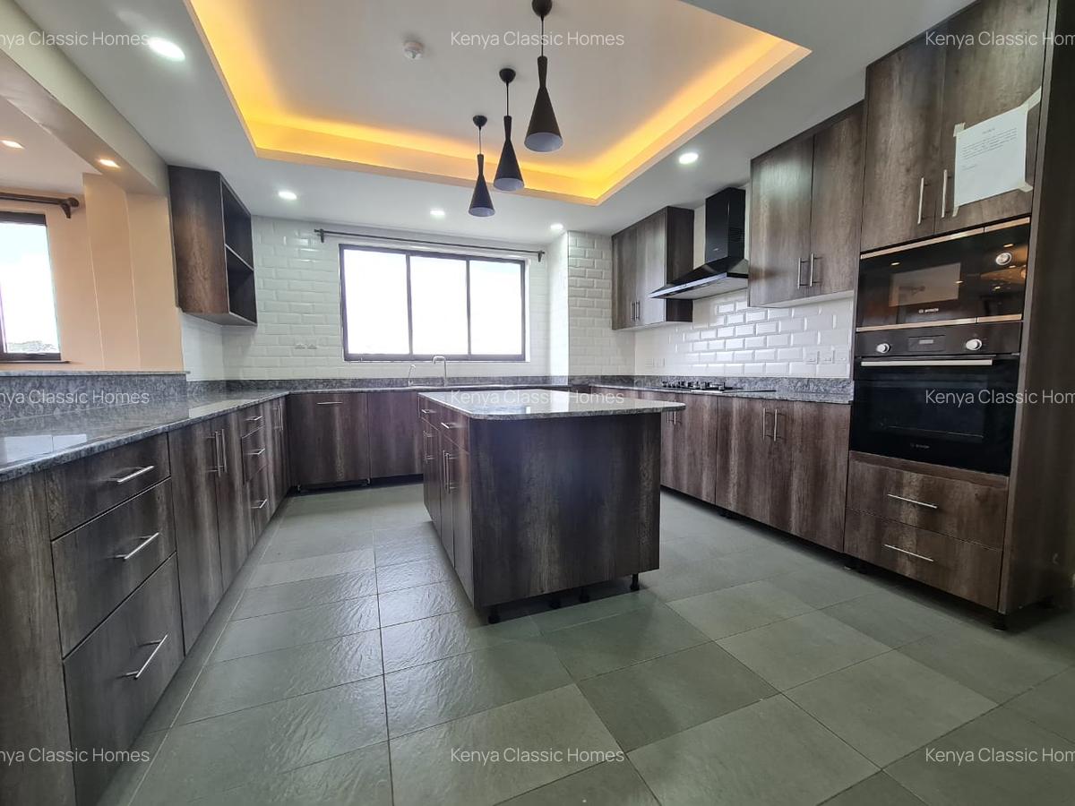 4 Bed Apartment with En Suite at Lavington - 2