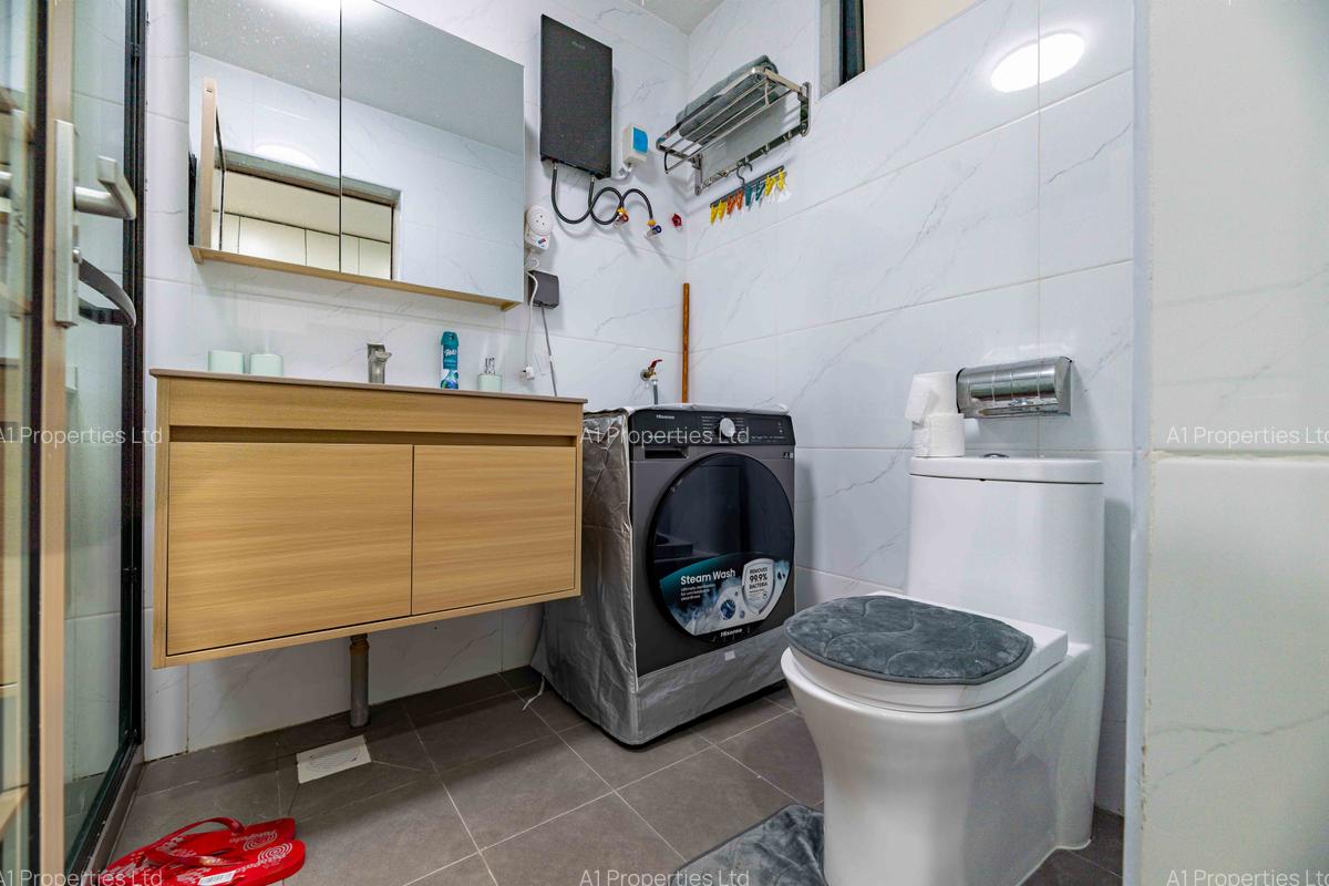 Studio Apartment with En Suite at Kindaruma Road - 9